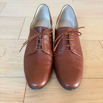 REGAL 라이트 브라운 가죽 레이스업 신발