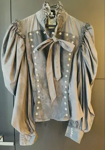 D&G (돌체앤가바나) 여성용 긴팔 디자인 블라우스 [ 38 ] 새상품급