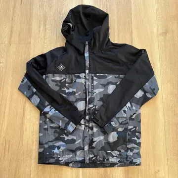 BURTLE 카모플라쥬 후드 부착 마운틴 파카 L 사이즈