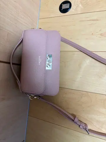 LACOSTE 핑크 베이지 숄더백