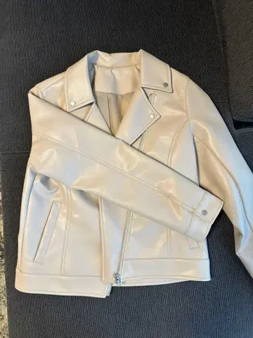 화이트 더블 라이더 자켓