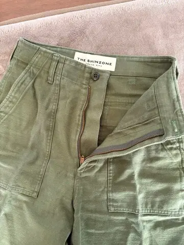 THE SHINZONE 카고 팬츠 사이즈 32 올리브 그린