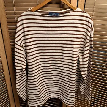 세인트 제임스 보더 T셔츠