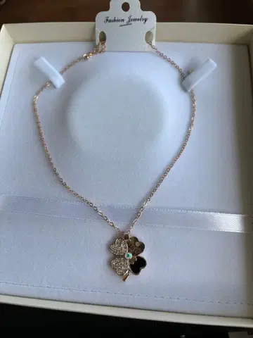 클로버형 로즈 골드 목걸이