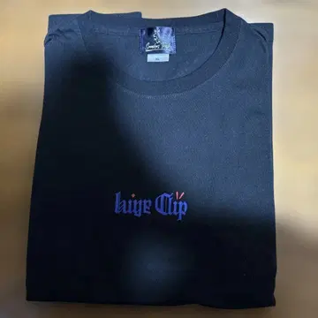 히게 밀크 T셔츠