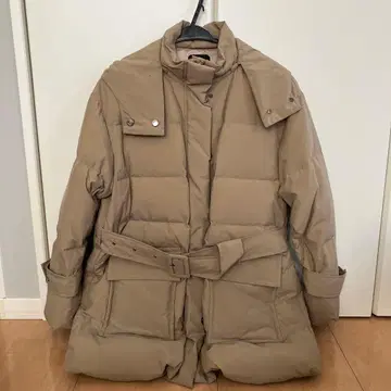 UNITED TOKYO 베이지 다운 자켓