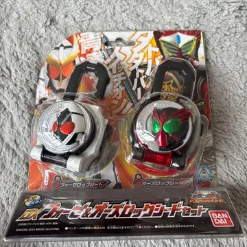 미개봉 DX 가면라이더 포제 & 오즈 락 시드 세트