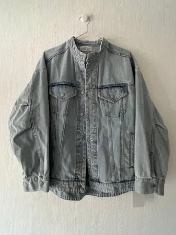 라이트 블루 데님 자켓