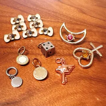 참 세트 (마크제이콥스, 세일러문 등)