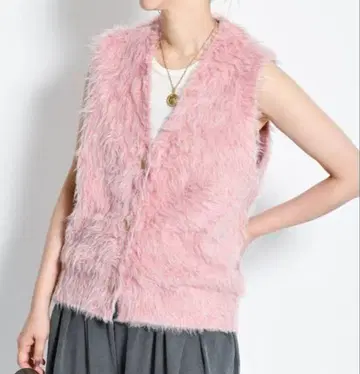 균일 세일 새상품 CITYSHOP 브러싱 니트 베스트