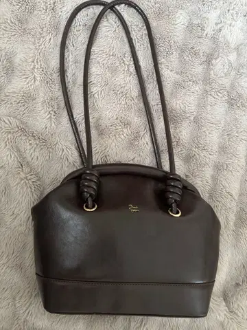다크 브라운 숄더백