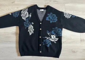 HARE 빅 플라워 라메 니트 가디건 블랙