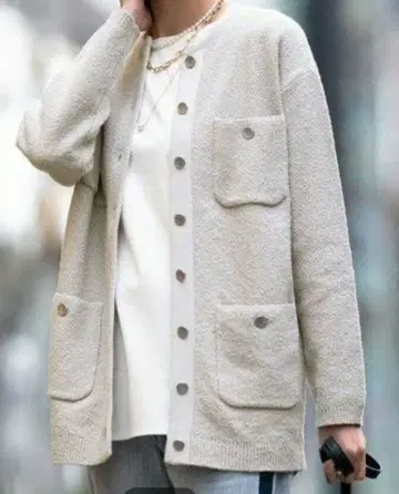 라이트 그레이 포켓 부착 니트 가디건