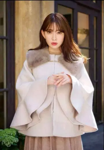 Convertible Faux Fur Tippet Coat