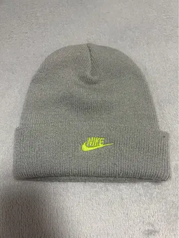 Nike 그레이 니트 모자