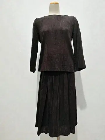 케이코 스즈키 브라운 스트라이프 셋업