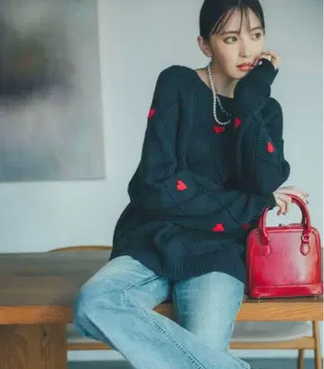 COCODEAL 다이아 무늬 하트 니트 코코딜 케이블 니트 네이비