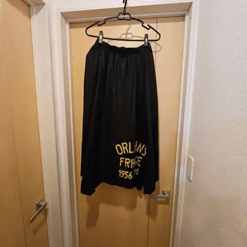 플레어 롱 스커트 블랙 멋진 락 스타일