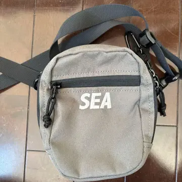 SEA 숄더백