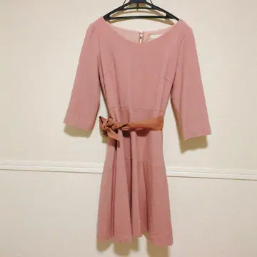 PROPORTION BODY DRESSING 핑크 A라인 원피스