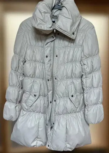 MICHEL LEGER 라이트 그레이 퀼팅 다운 자켓
