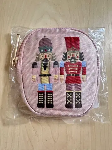 차코트 너트 크래커 참 로얄 핑크