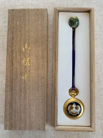 일본 의류용 회중시계