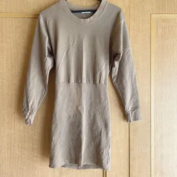 GYDA 베이지 긴팔 원피스