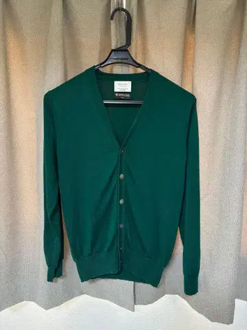 EDIFICE (에디피스) 그린 V넥 가디건 100% 울