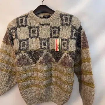 기하학 패턴 니트 스웨터 크루넥