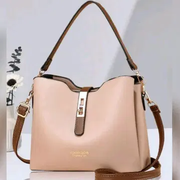 베이지 합성 피혁 숄더백 캐주얼 엘레강트 출퇴근 적당한 사이즈감