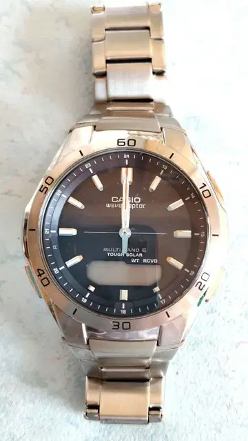 남성용 손목시계 새상품급!! 카시오 웨이브셉터 5161 WVA-M640
