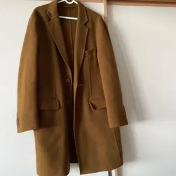 체스터 코트 브라운