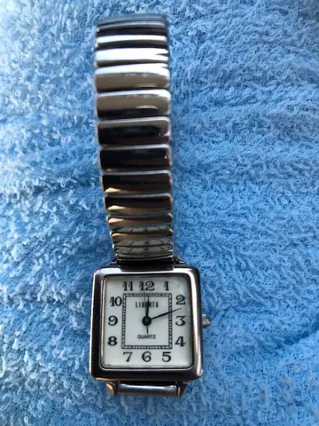 Librat 쿼츠 손목시계 실버