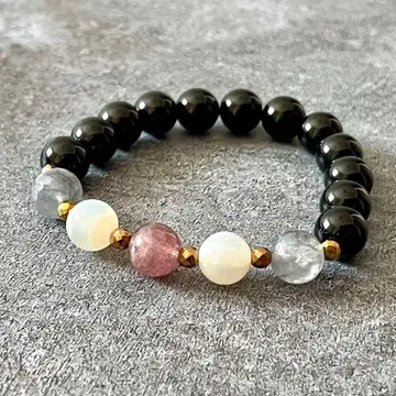 [ 모리온 & 로즈쿼츠 & 문스톤 & 클라우디쿼츠 & 헤마타이트 ]