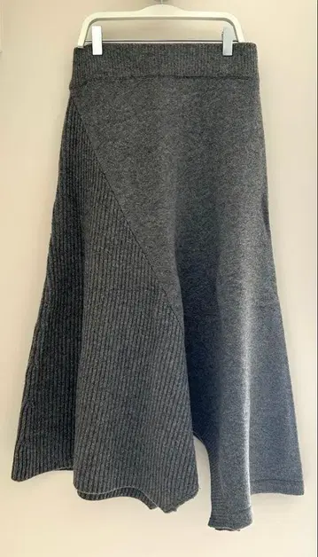 nagonstans 니트 플레어 스커트 사이즈 36 그레이