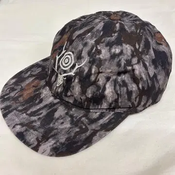 새상품급 South2 west8 카모플라쥬 캡