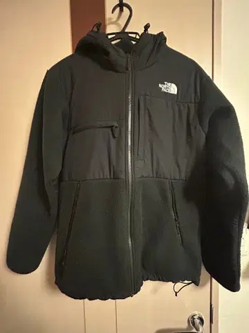 The North Face 블랙 플리스 자켓