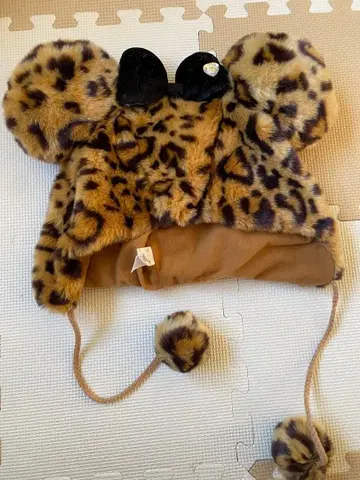 미니 레오파드 무늬 귀도리 모자