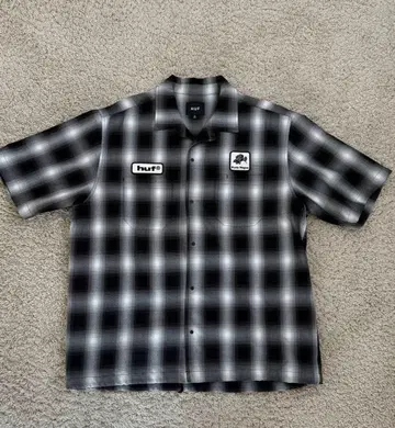 HUF 체크 무늬 반팔 셔츠 XL