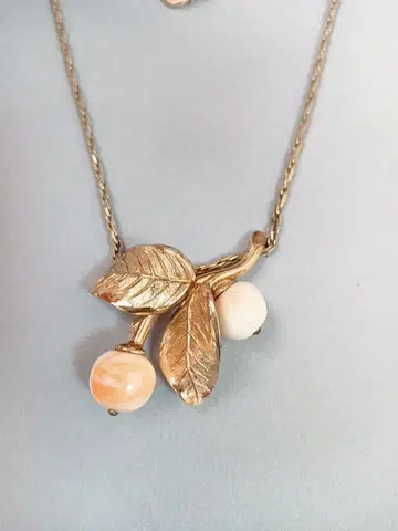 Grosse GERMANY 골드 체인 잎과 열매 펜던트 목걸이