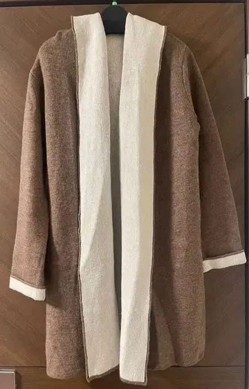 브라운 롱 가디건 울 64% 나일론 36% 후드 부착