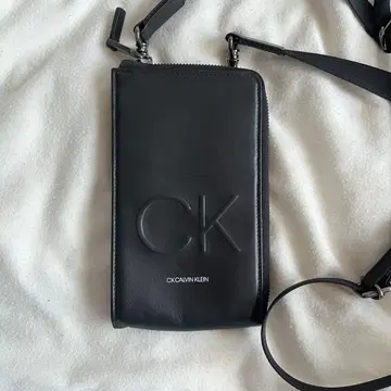 [ 새상품급 ] Calvin Klein 숄더백 정가 2만 엔 초과