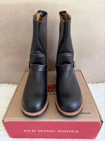 RED WING SHOES 블랙 워크 부츠