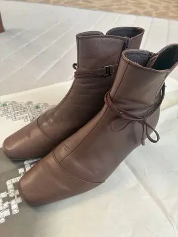 히미코카무이 워터 마사지 브라운 가죽 로우힐 부츠