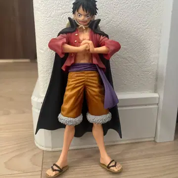 원피스 루피 피규어