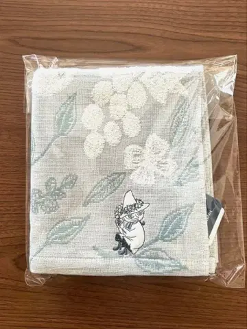 [ 미사용 새상품 ] 무민 페이스 타월 블루 후르츠 가든 MOOMIN