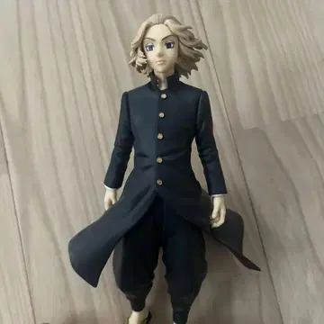 마이키 피규어 블랙 의상