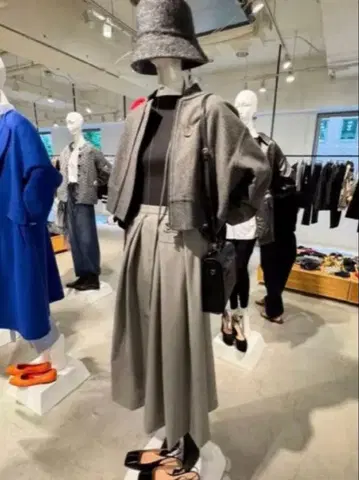 24fw 론 헤르만 나키에 NACKIYE 스커트