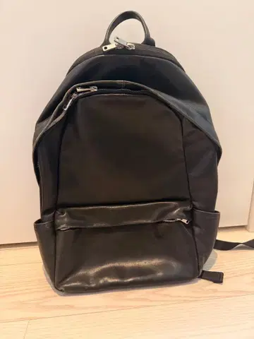 UNITED TOKYO 가죽 백팩